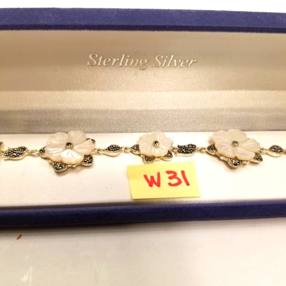Sterling Silver Marcasite White MOP Hawaiian Hibiscus Plumeria flower bracelet - Picture 3 of 13